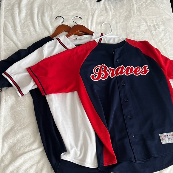 Lot of 3 Atlanta Braves Men's Large Jerseys Freeman, Hayward, Soroka EUC - Picture 1 of 7